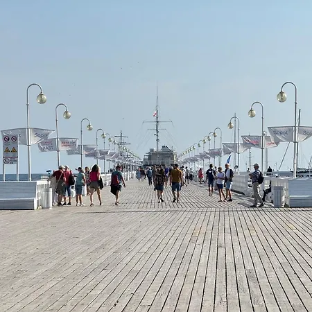 Monte Poddasze I Ciasna Ale Wanna I 5 Minut Plaza Apartmán Sopoty