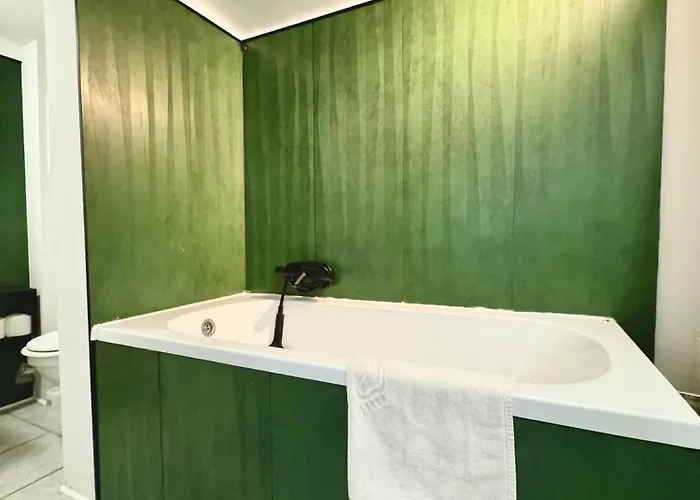 Monte Poddasze I Ciasna Ale Wanna I 5 Minut Plaza Apartment Sopot